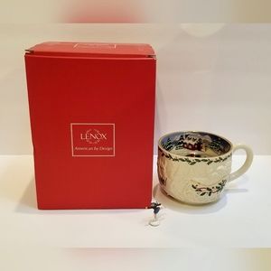 Lenox Holiday Musical Mug With Moving Ice Skater *READ DESCRIPTION*